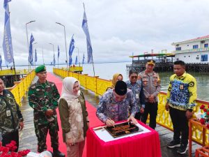 Bupati Kotabaru Perkuat Infrastruktur Transportasi Laut dengan Peresmian Dermaga Terpadu di Kecamatan Pulau Laut Sigam