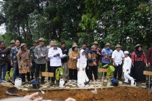 Bupati Andi Rudi Latif Ajak Wujudkan Sekolah Berbudaya dan Berwawasan Lingkungan