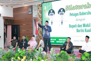 Bupati dan Wabup Batola Janji Perhatikan Kesejahteraan Petugas Kebersihan