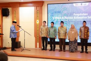 Bupati Tanah Bumbu Hadiri Pengukuhan TPKAD untuk Dorong Ekonomi Daerah