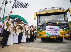 Bupati Balangan Lepas 118 Calon Jemaah Haji, Titip Doa untuk Daerah