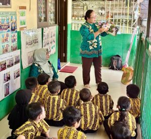 Dispersip Kotabaru Dukung Gerakan Literasi Nasional Lewat Kegiatan Mendongeng
