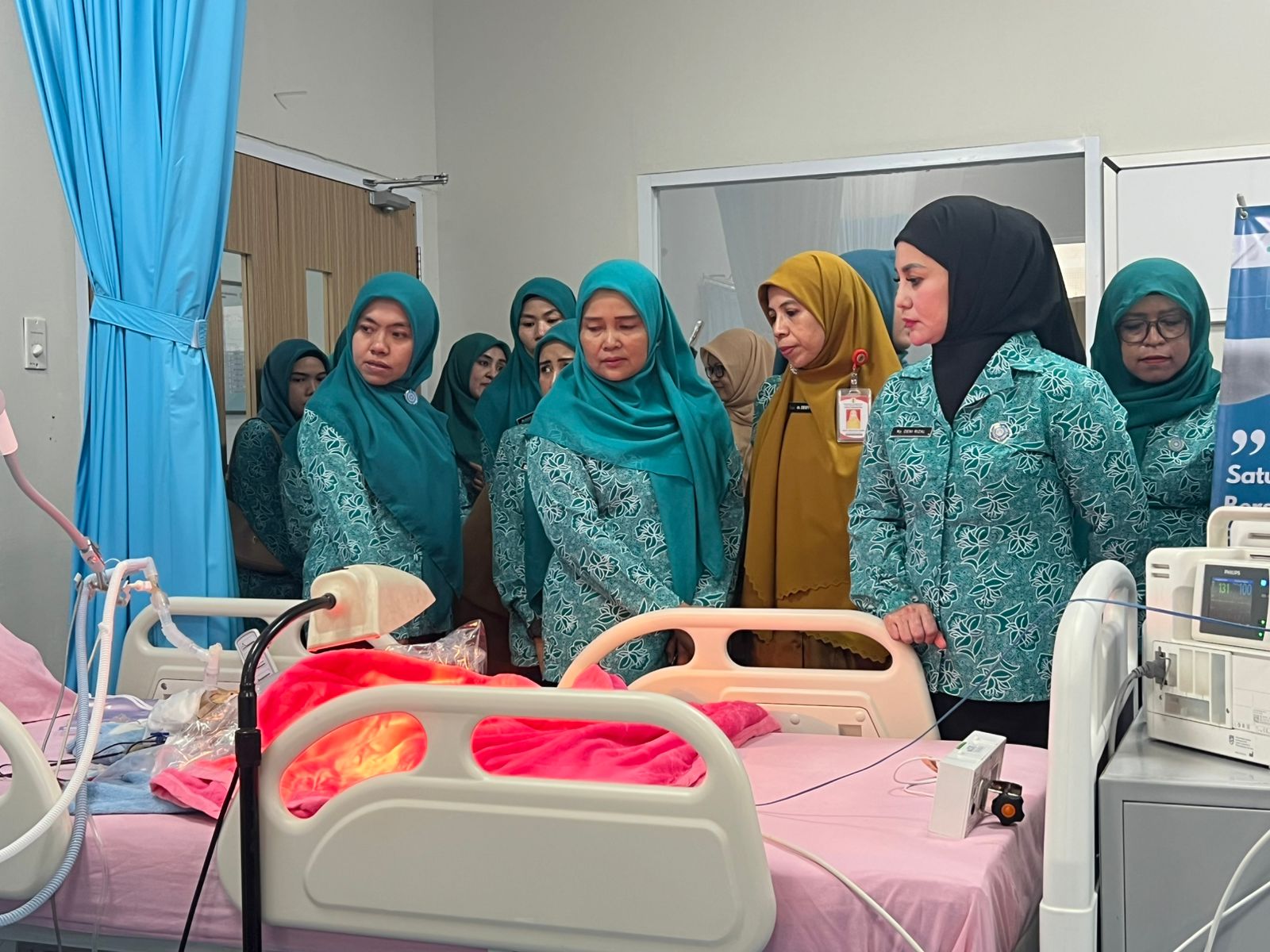 Ketua TP PKK HST Beri Semangat untuk Pasien RSUD Barabai