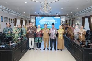 Dorong Mutu Layanan KIA, Sekda Barito Kuala Hadiri Visitasi Pengampuan di RSUD H. Abdul Aziz