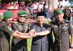 Bupati HST Apresiasi Dedikasi Letkol Taufik, Sambut Komandan Baru Yonif 621