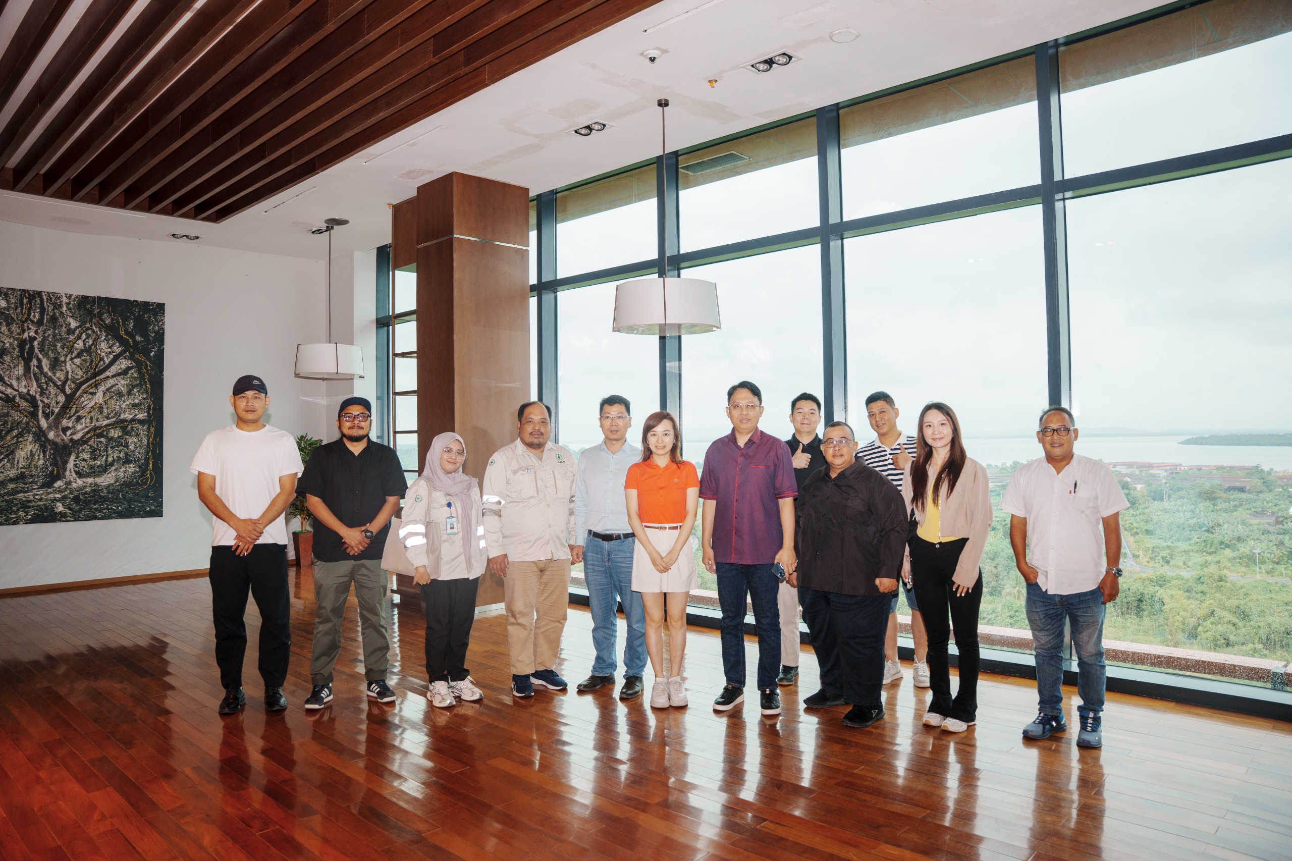 Jhonlin Group Sambut Kunjungan CNGR Group dan PT. ABC untuk Persiapan Exhibition Hall di Sungai Dua