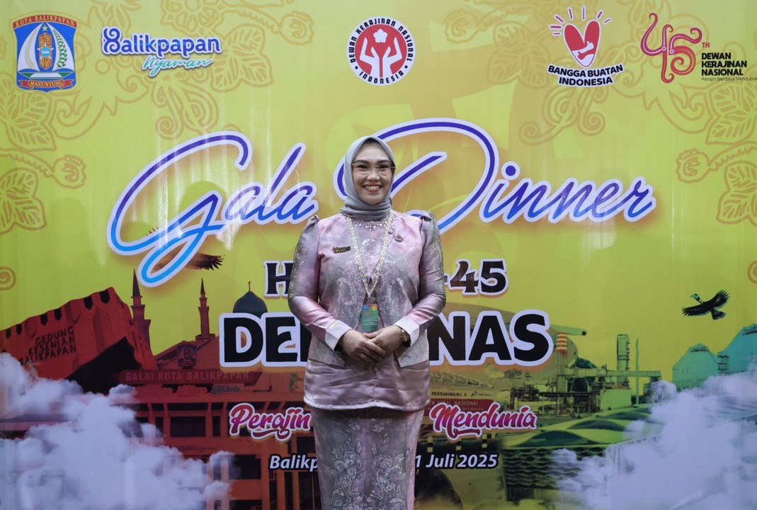Ketua Dekranasda Tanah Bumbu Hadiri Gala Dinner HUT ke-45 Dekranas di Balikpapan