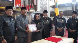 Pemkab Kotabaru Ajukan RAPBD-P 2025, Fokus Percepatan Layanan Publik dan Bantuan Seragam Sekolah