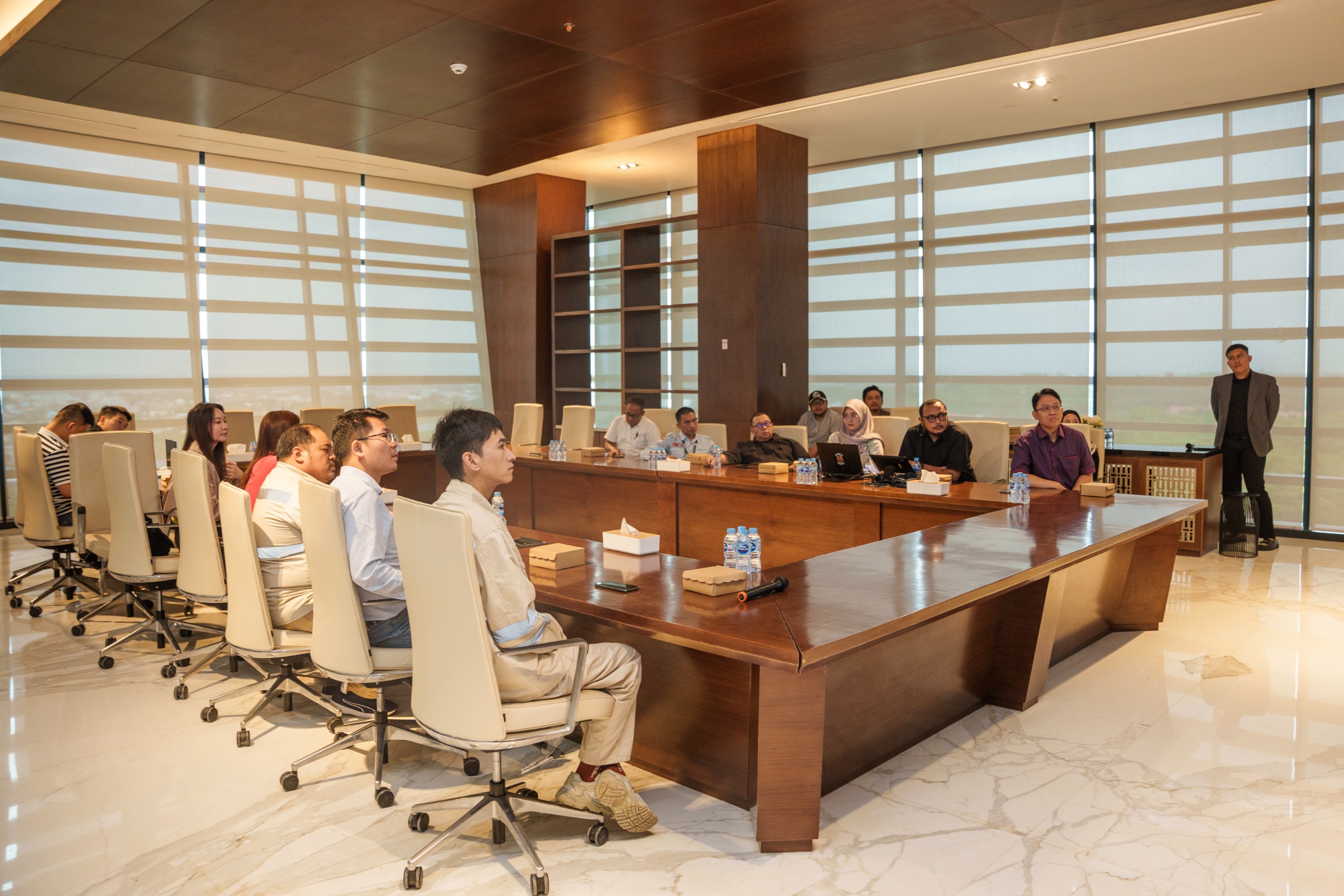 Jhonlin Group Sambut Kunjungan CNGR Group dan PT. ABC untuk Persiapan Exhibition Hall di Sungai Dua