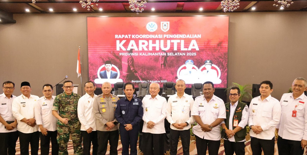 Bupati Tanah Bumbu Hadiri Rakor Pengendalian Karhutla Kalsel 2025