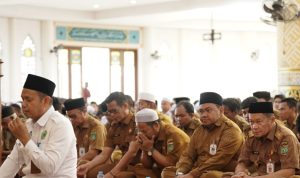 Peringati Hari Jadi ke-75 Kalsel, Pemkab Tanah Bumbu Gelar Salat Hajat dan Doa Bersama