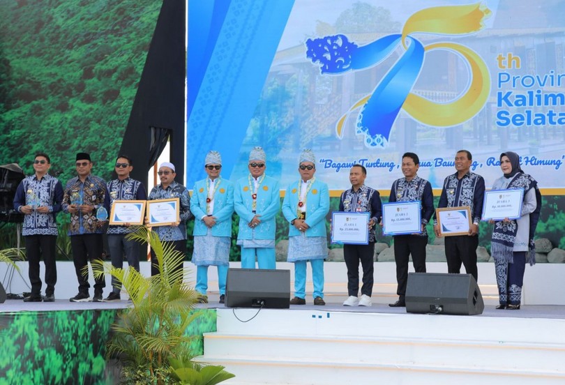 Tanah Bumbu Raih Penghargaan Investasi Terbesar Kedua di Kalsel
