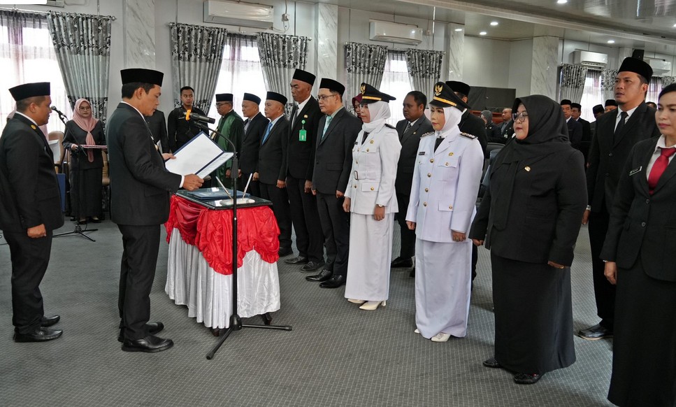 Bupati Balangan Lantik 13 Pejabat Baru, Fokus Tugas Strategis di Bidang Pertanian dan Pelayanan Publik